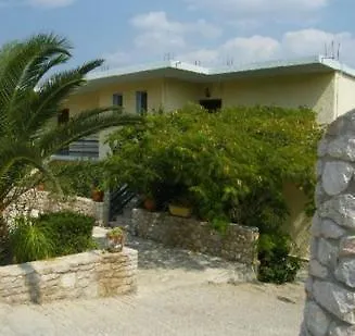 格雷戈里公寓酒店